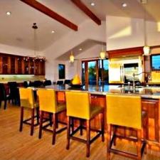 Cardiff Custom Summit Ave 83